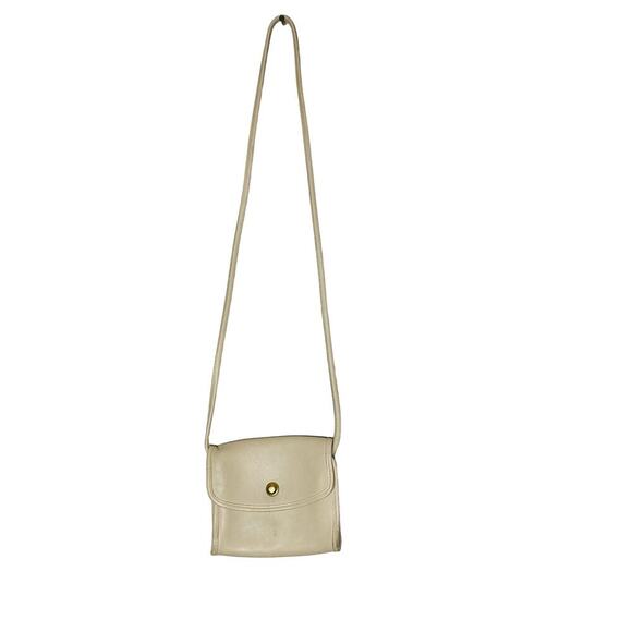 Vintage COACH Cream USA 90s Christie Bone Leather Envelope Flap Crossbody Bag - Picture 1 of 10